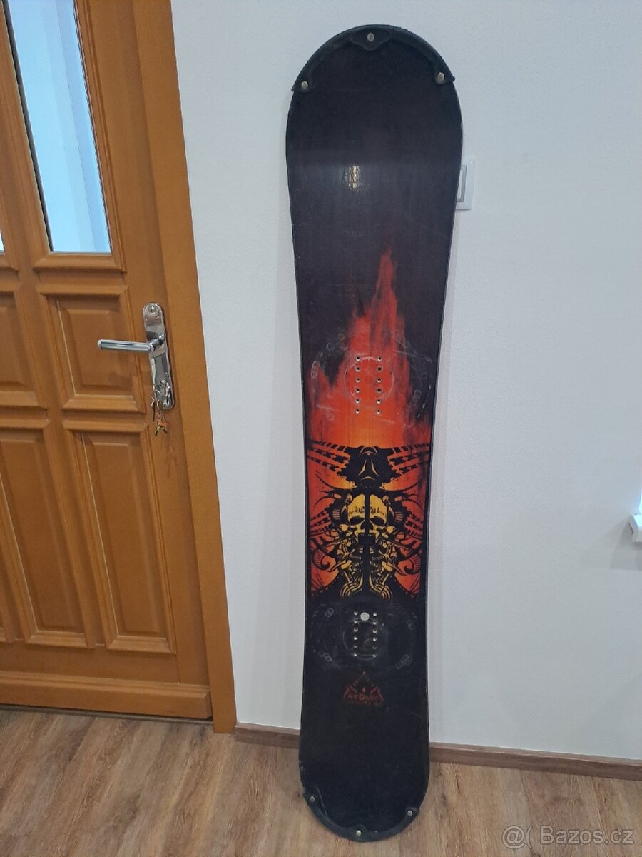 Snowboardové prkno ATOMIC - 2