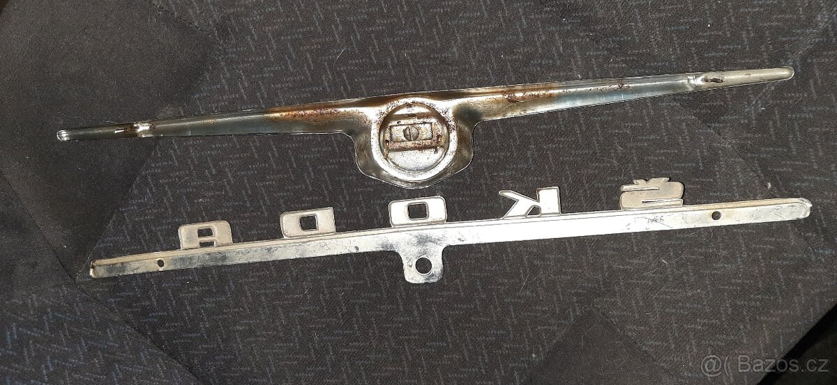 Škoda 1000MB,MBX, Š1203 znak,lišta,nápis předního čela - 2