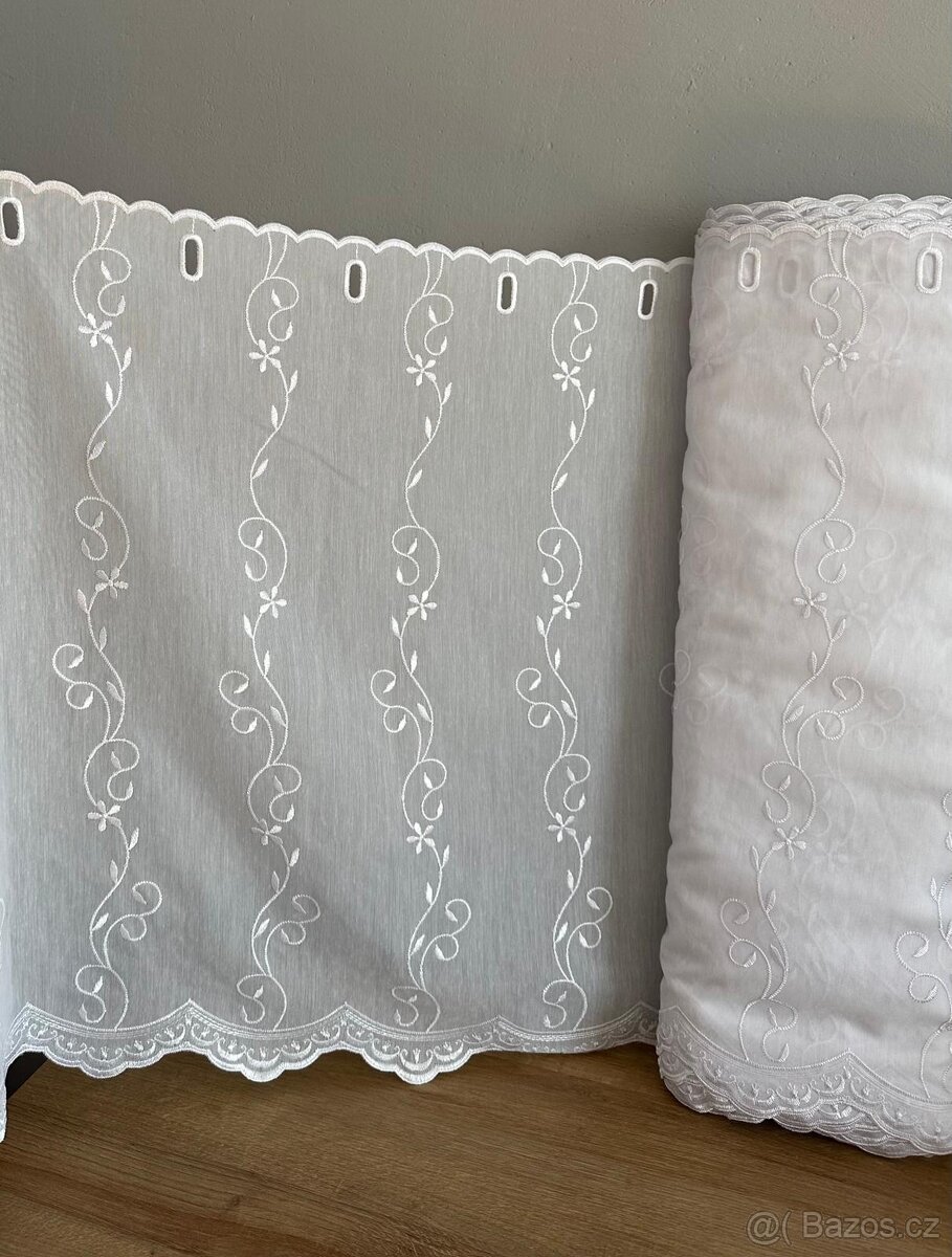 Záclona s výšivkou NOVÉ - 2