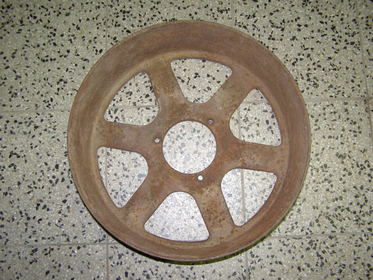 Prodám řemenici Lorenz. - 2