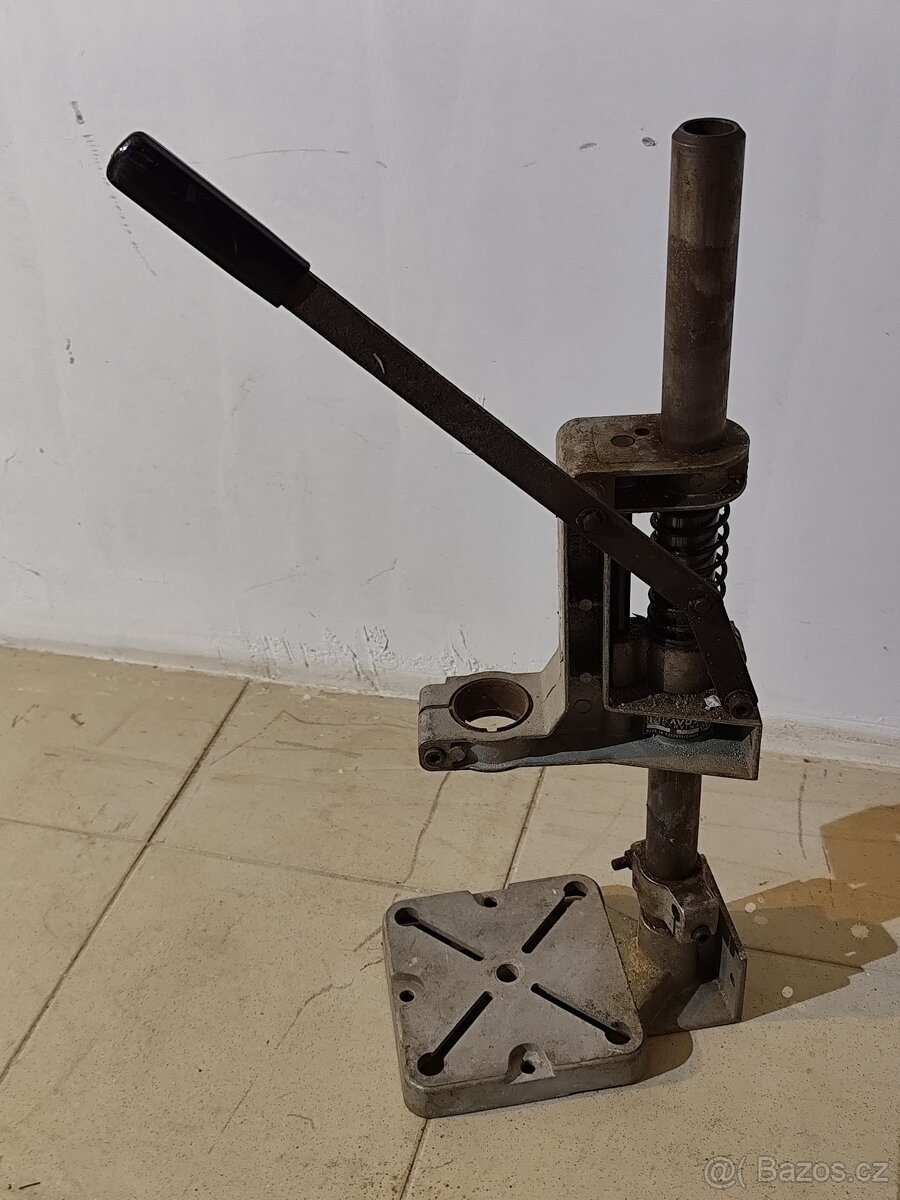 Univerzální stojan na vrtačku - 2