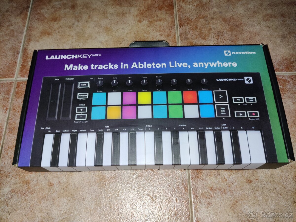 Launchkey Mini MK3 - Novation - 2