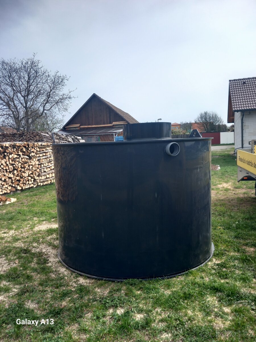 Samonosné retenční nádrže a jímky o objemu 6m3 - 2