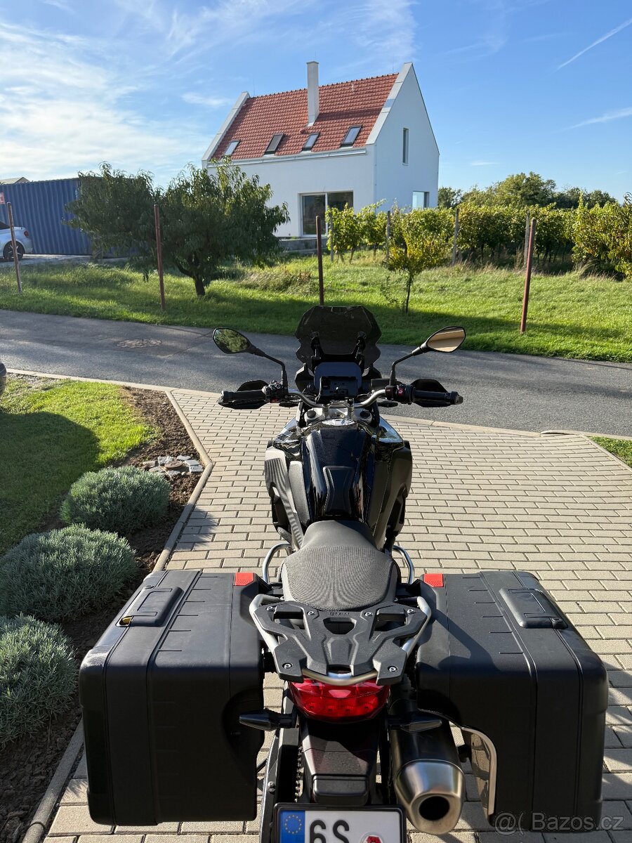 BMW F800 GS 2024 Triple Black - 2