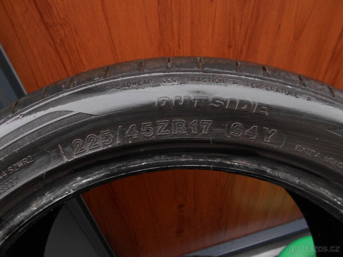 pneu 225/45/17---- kupované 2024/10 - 2