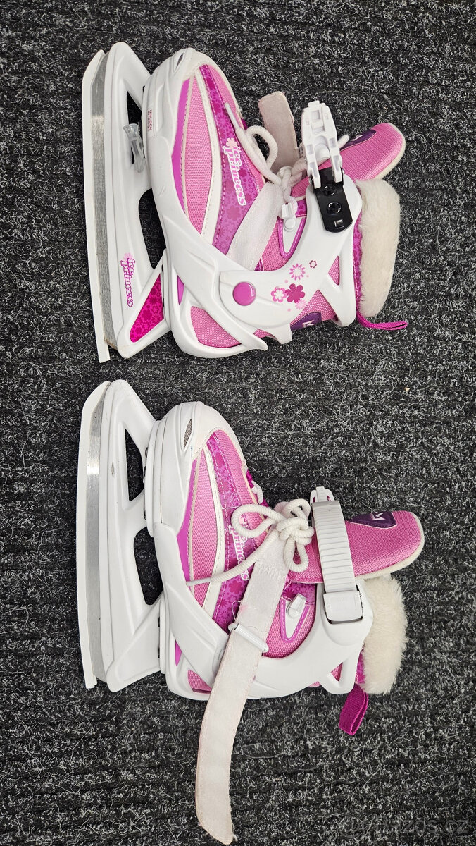 Dívčí lední brusle vel. 32-35 - 2