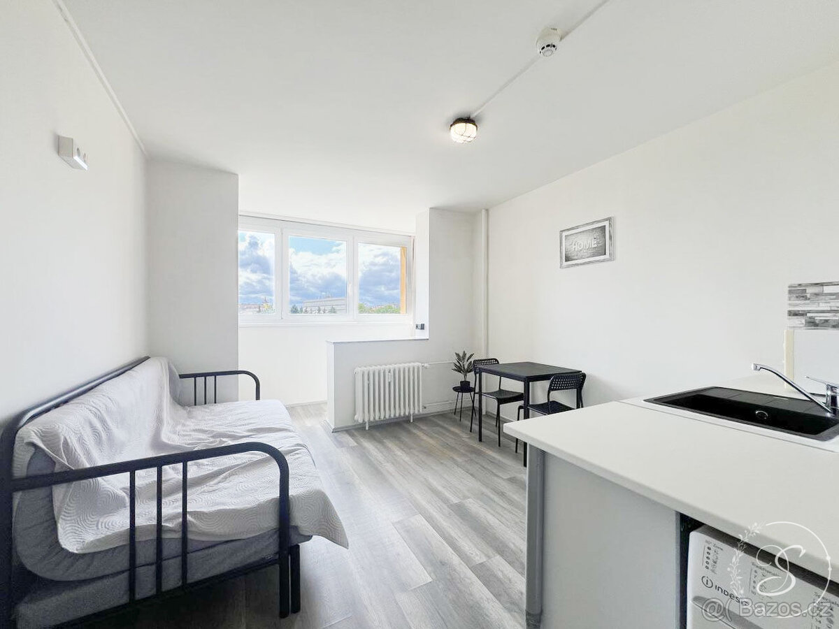 Pronájem bytu 1+kk, 25 m2, Praha - 2
