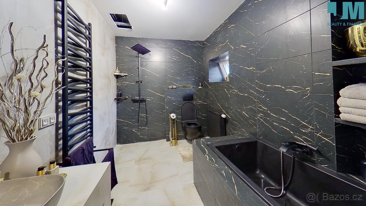 Prodej rodinného domu 130 m², pozemek 1 098 m² Valeč - 2