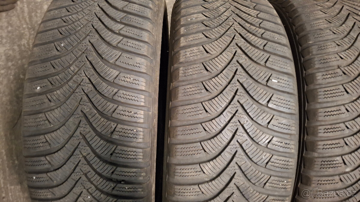 Sada zimních pneu Hankook 205/55 R16 - 2