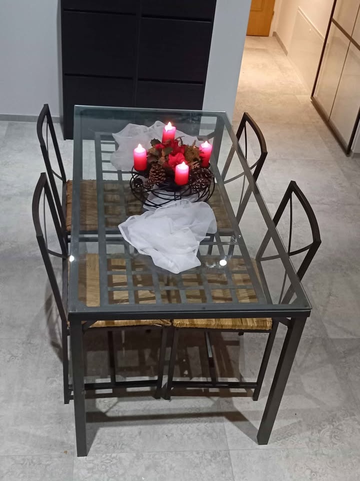 Stůl Ikea GRANAS - 2