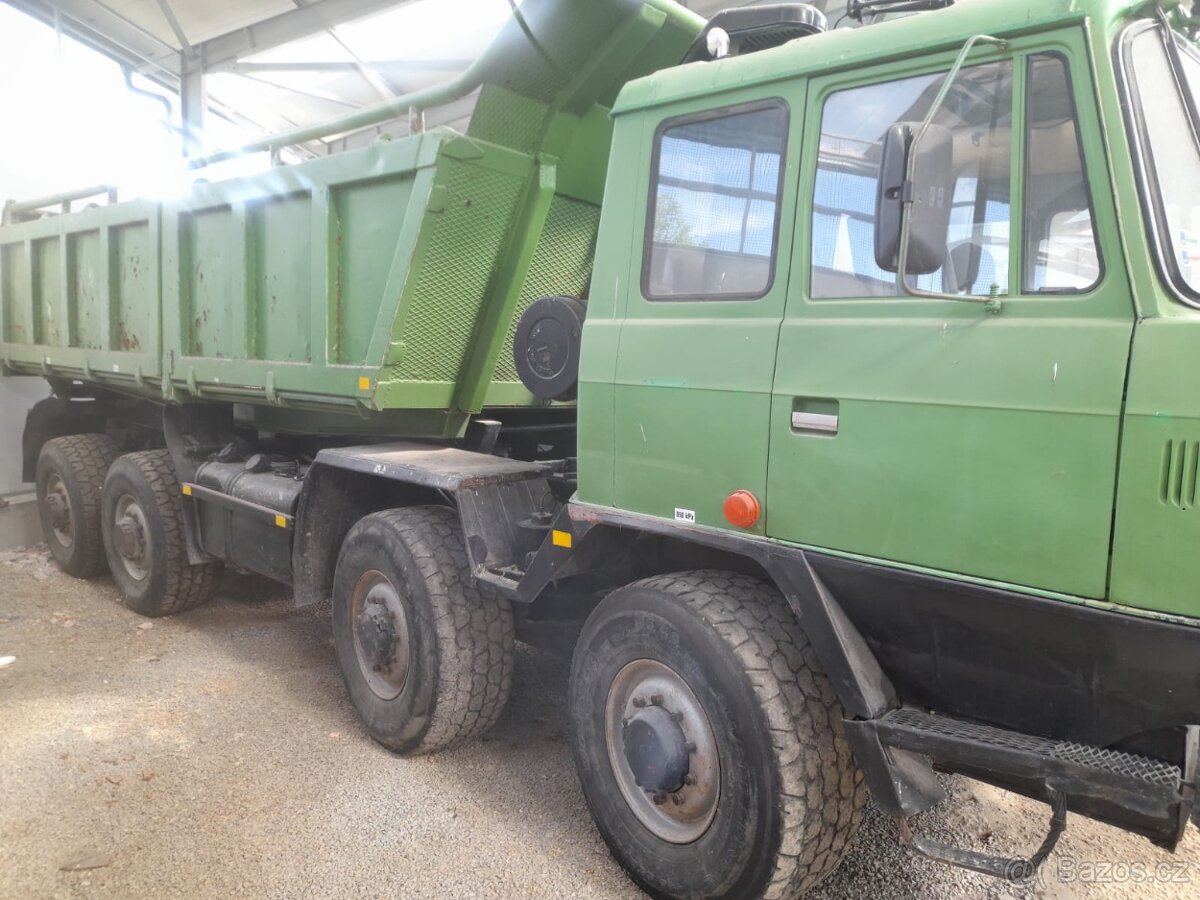 Tatra 815 8x8 Vyklápačka - 2