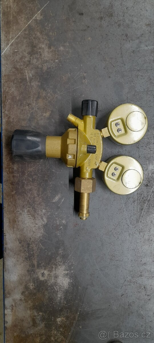 Kyslíkový redukční ventil - 2