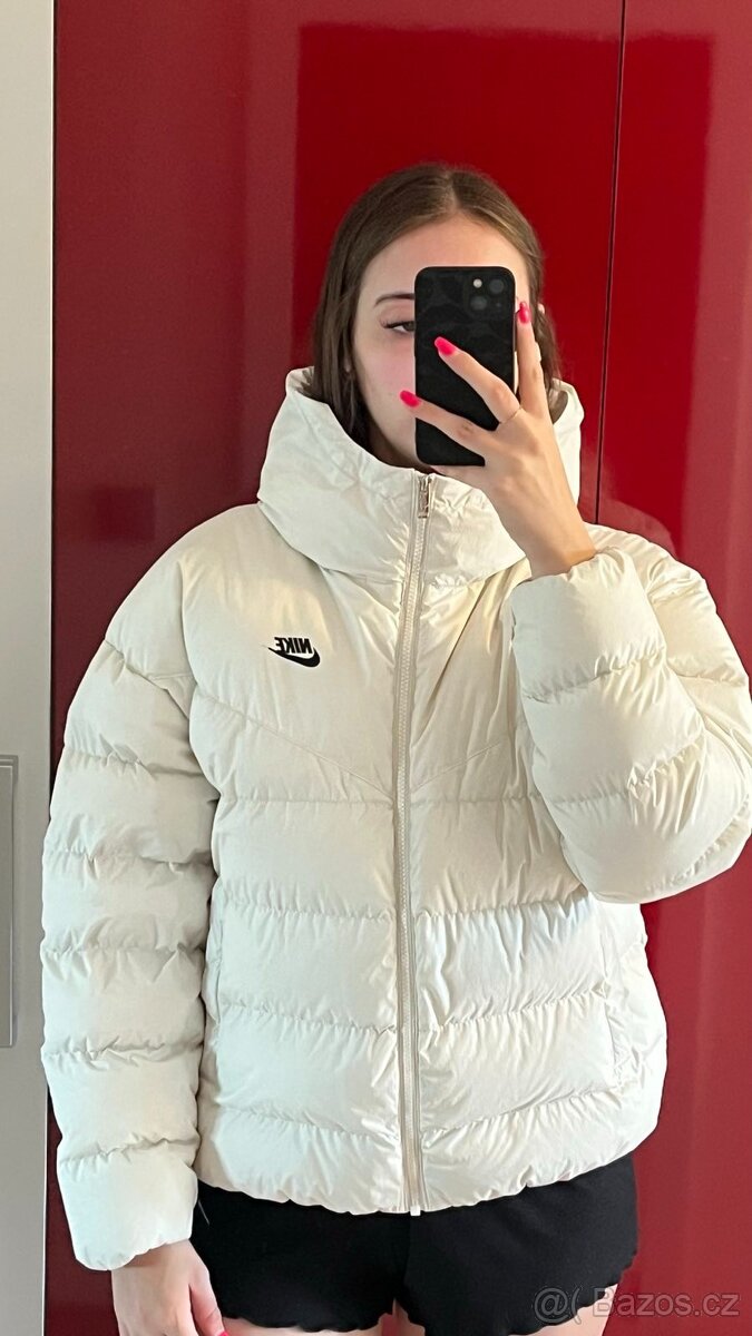Zimní péřová dámská bunda NIKE - 2