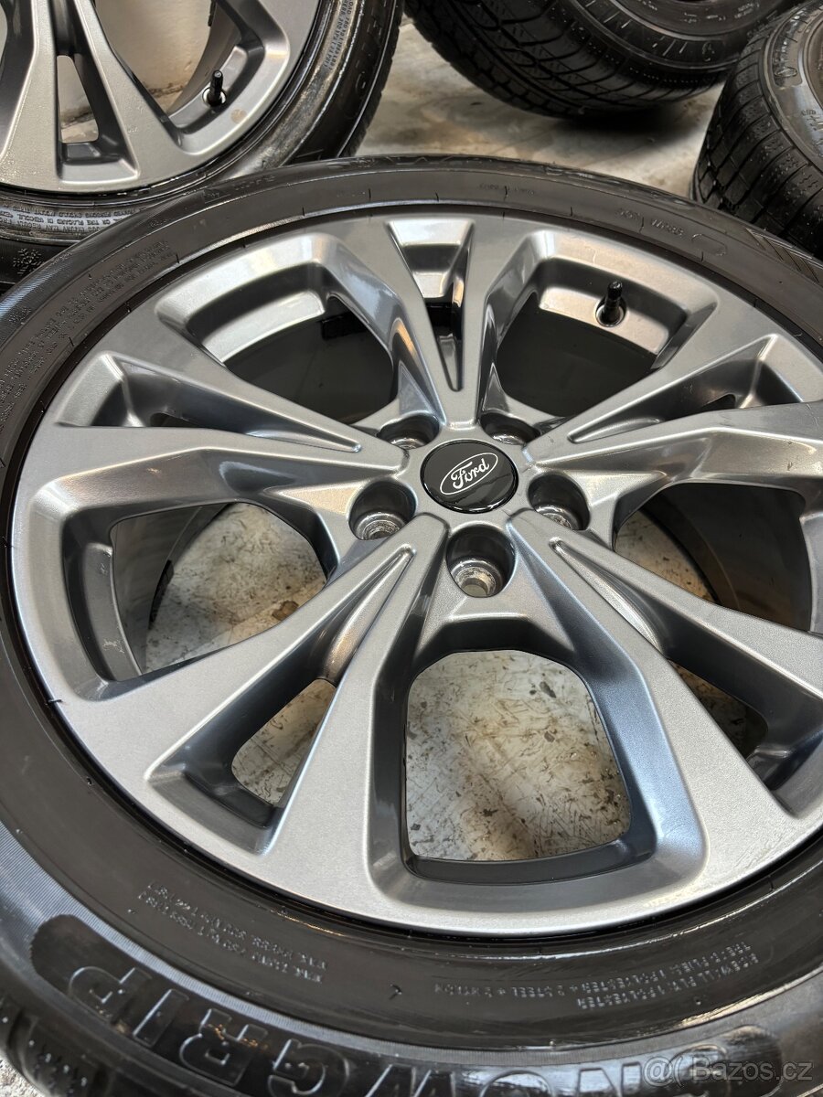 Alu Kola Ford Kuga 225/55/18 Zimní sada Originální - 2
