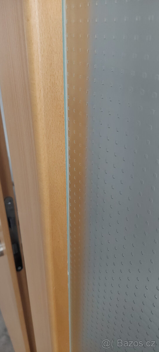 dveře BUK 70/197 levé prosklené - 2