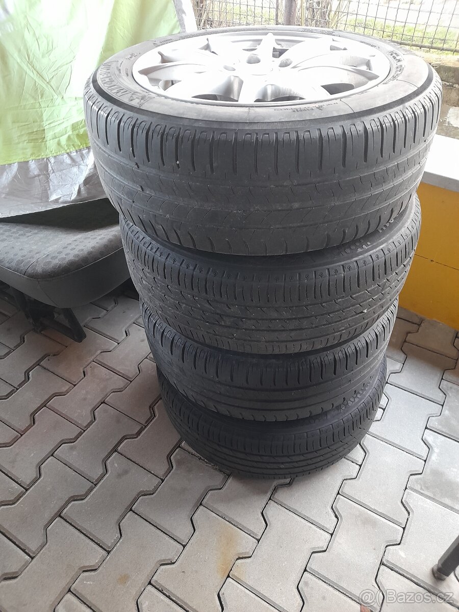 Alu disky s pneu - 2