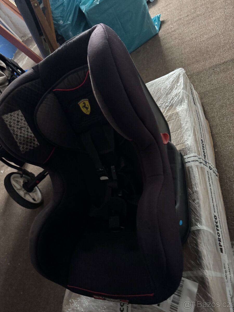 Autisedacka Ferrari - 2