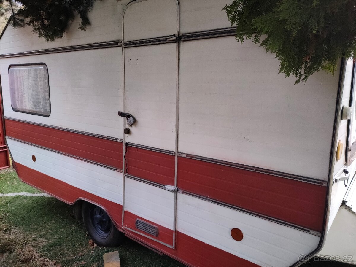 Karavan s platnými doklady.Nova stk - 2