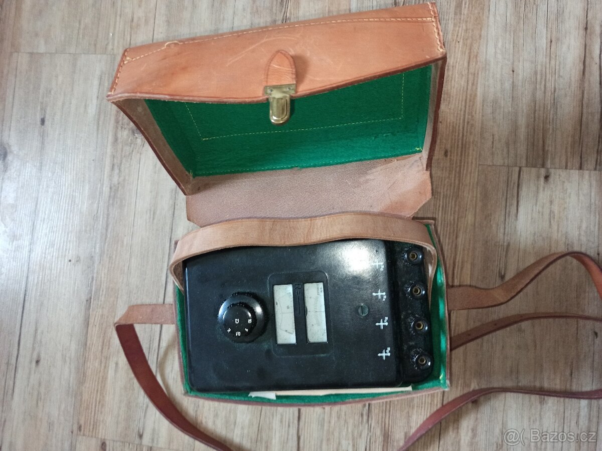 Měřící přístroj IMU, Retro - 2