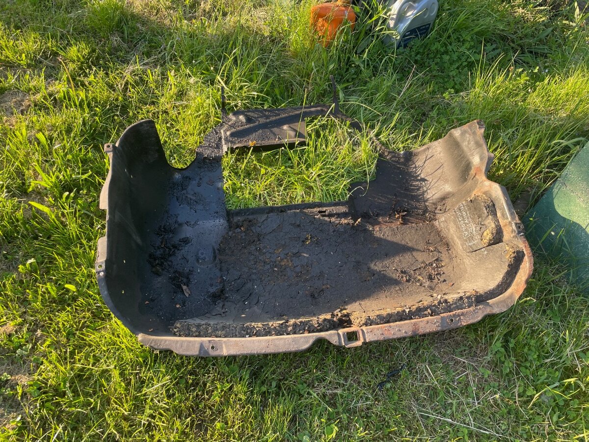 VW T4 kryt motoru ruzne verze sahary, chladicove steny - 2