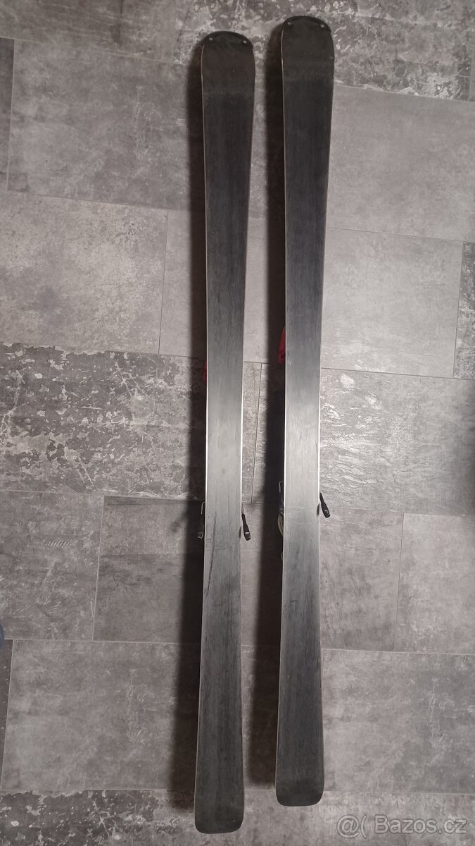 Sjezdové lyže Völkl 150cm - zarezervováno - 2