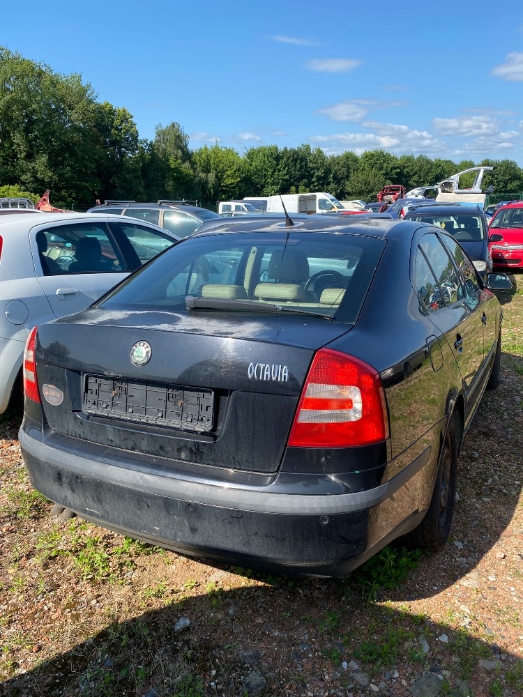 Prodám veškeré náhradní díly Škoda Octavia II 2.0 103KW - 2
