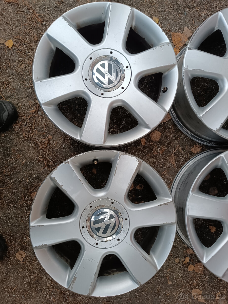 VW Golf 5 / Golf VI / Touran - alu disky 6,5x16 et50 - 2