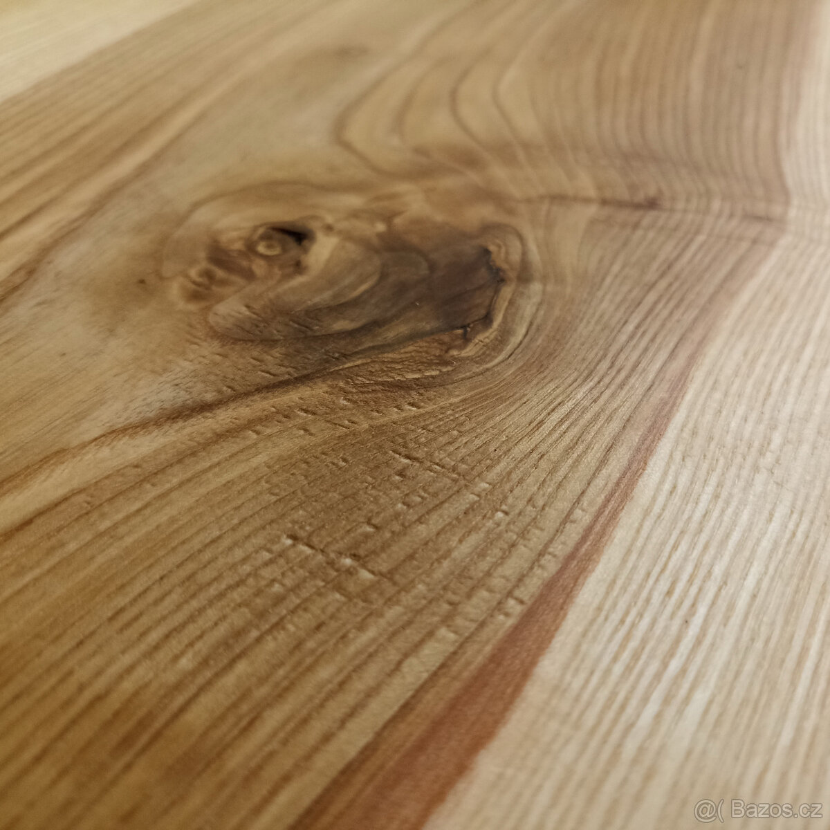 odkládací stolek jilm - 2