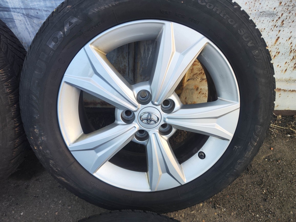 17"zimní alu sada 5x114 origo Toyota CHR RAV4 215/60 TPMS - 2