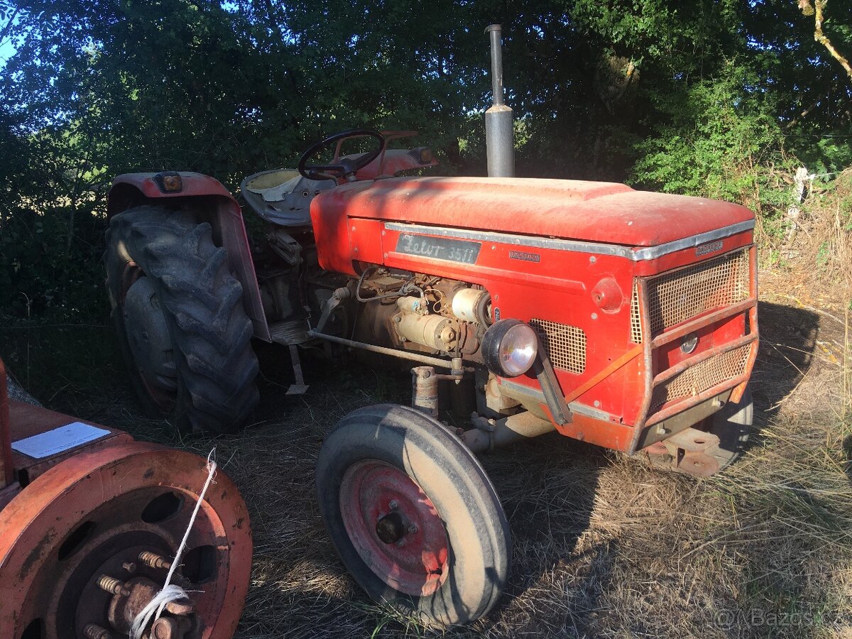 Zetor 3511 kompletně původní lak extrémně málo jetý - 2