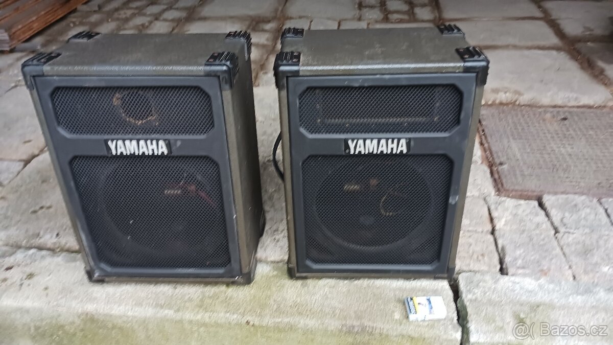 Neosazené 12" bedny YAMAHA - 2