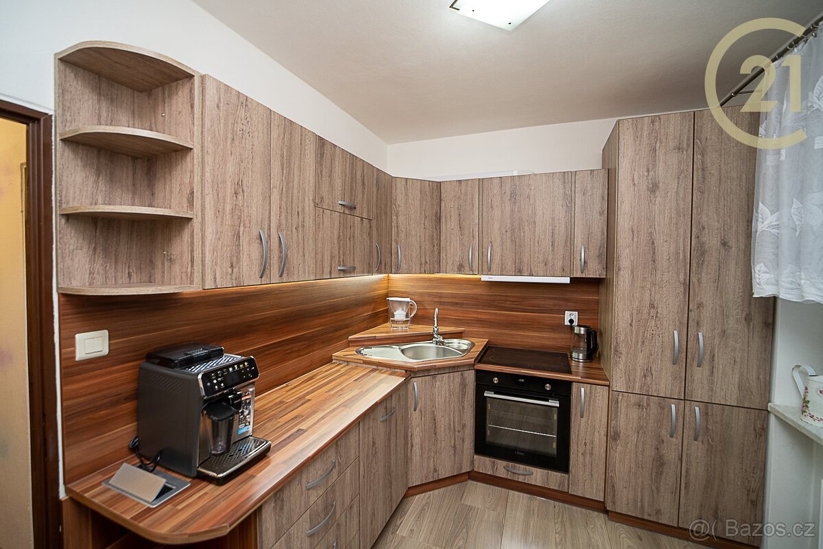 Cihlový byt 3+1, Letohrad, garáž, sklepní i půdní koje, p... - 2