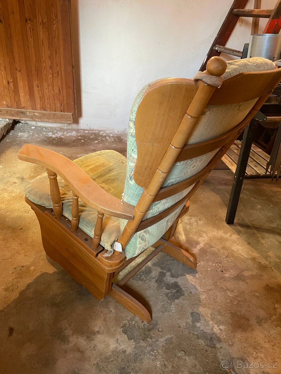 Houpací křeslo - 2
