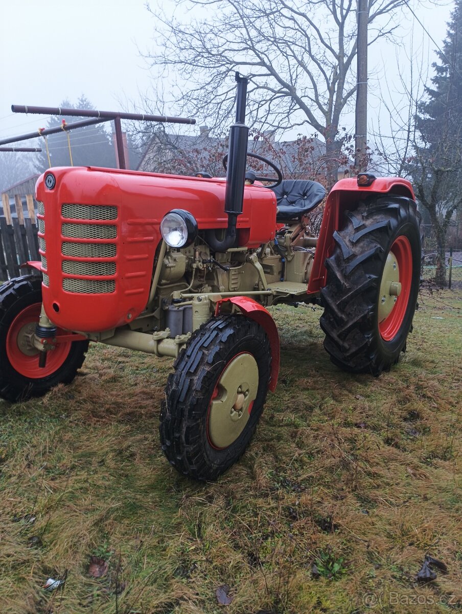 Zetor 330 (3011) - 2