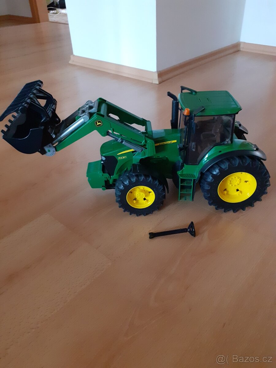 Traktor John Deere - 2