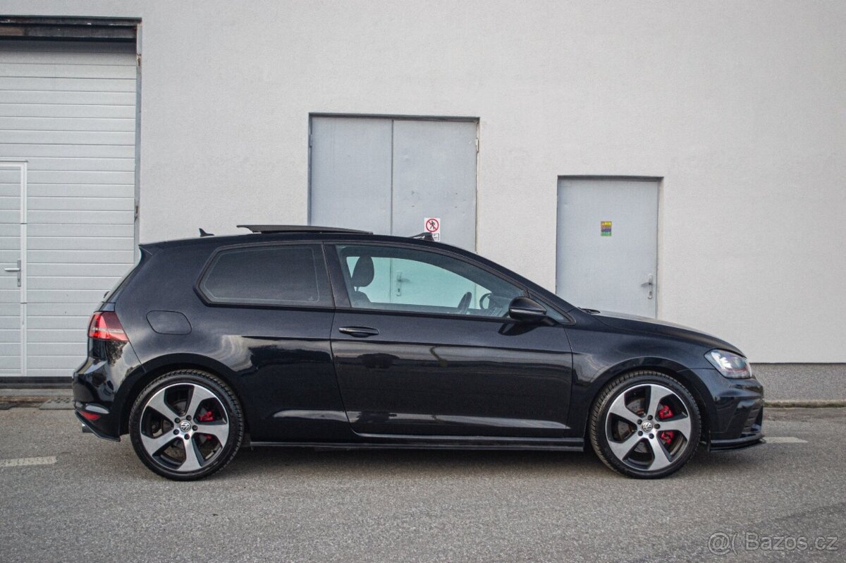Volkswagen Golf GTI VII ( 7 ) - 2