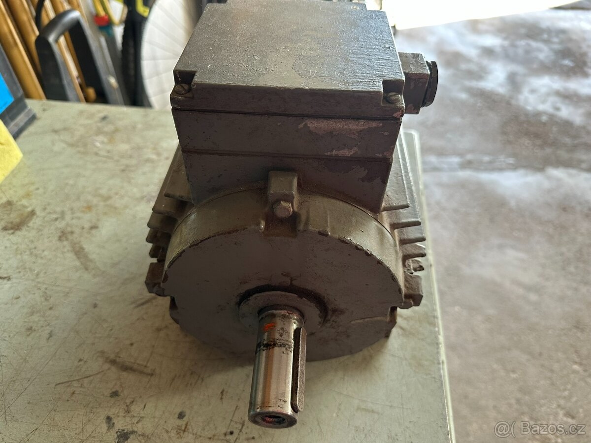 Motor MEZ Mohelnice - 2