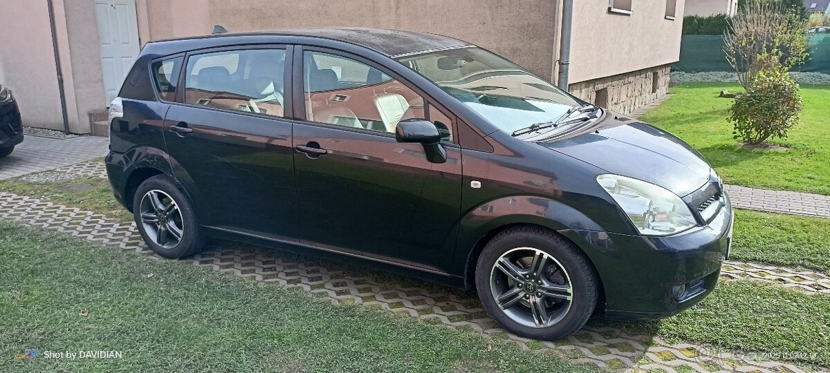 Toyota Corolla Verso 2,2 D 2006, 101 kW - 2