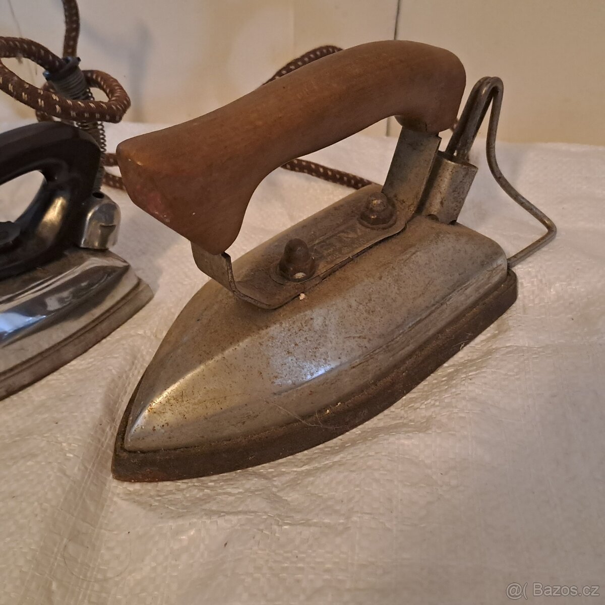 Retro žehličky - 2