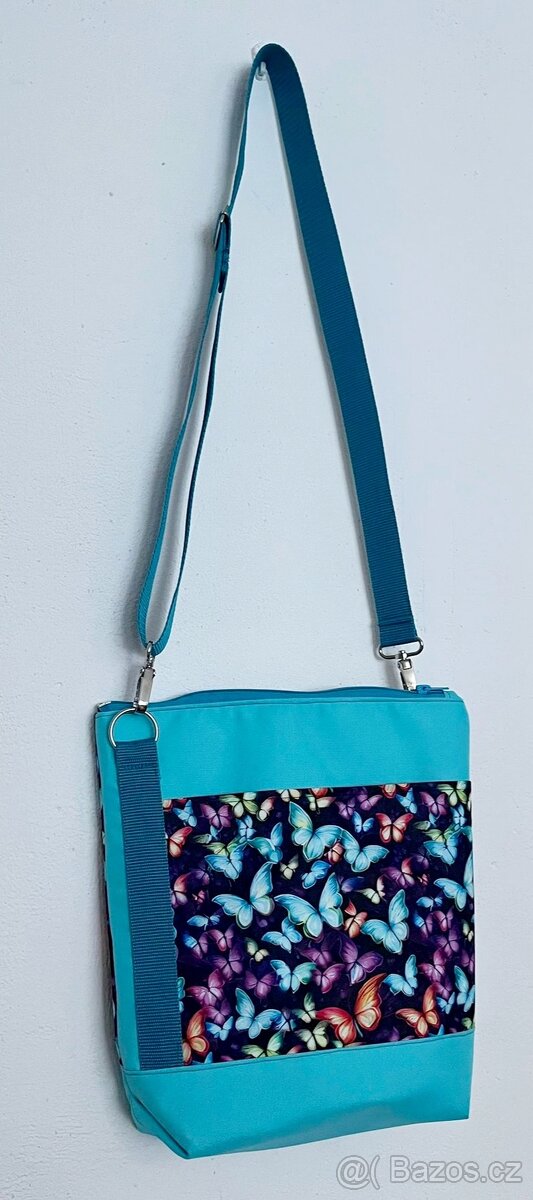 Crossbody kabelka s motýlky - 2