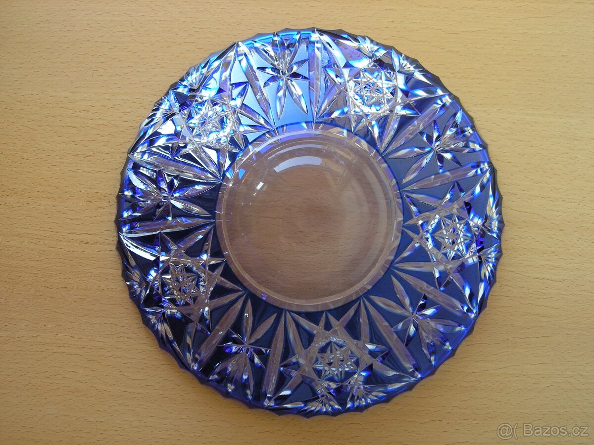 Modré přejímané broušené sklo - 2