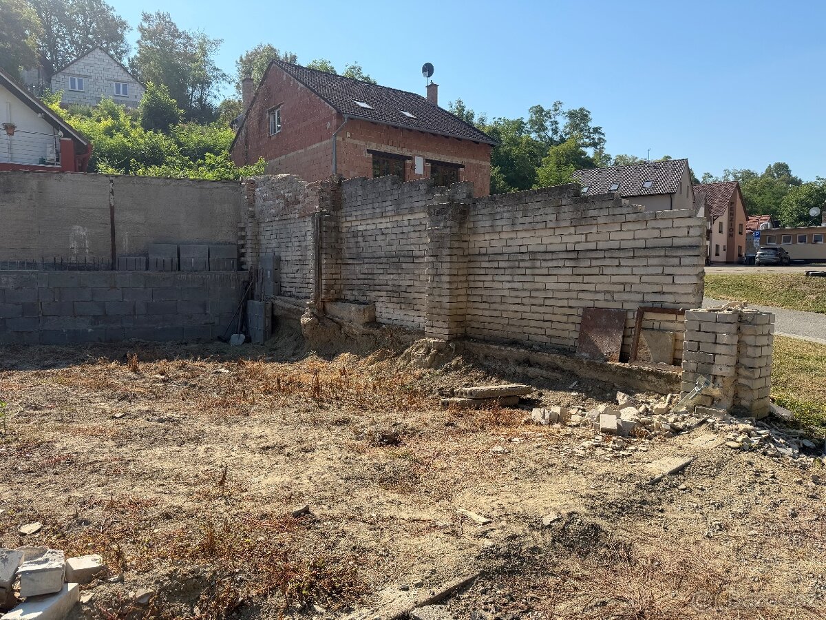 Bílé cihly za odvoz - 2