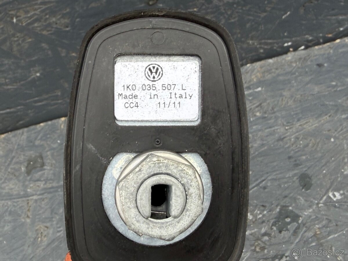 ANTÉNA VW GOLF 6 – 1K0 035 507 L - 2
