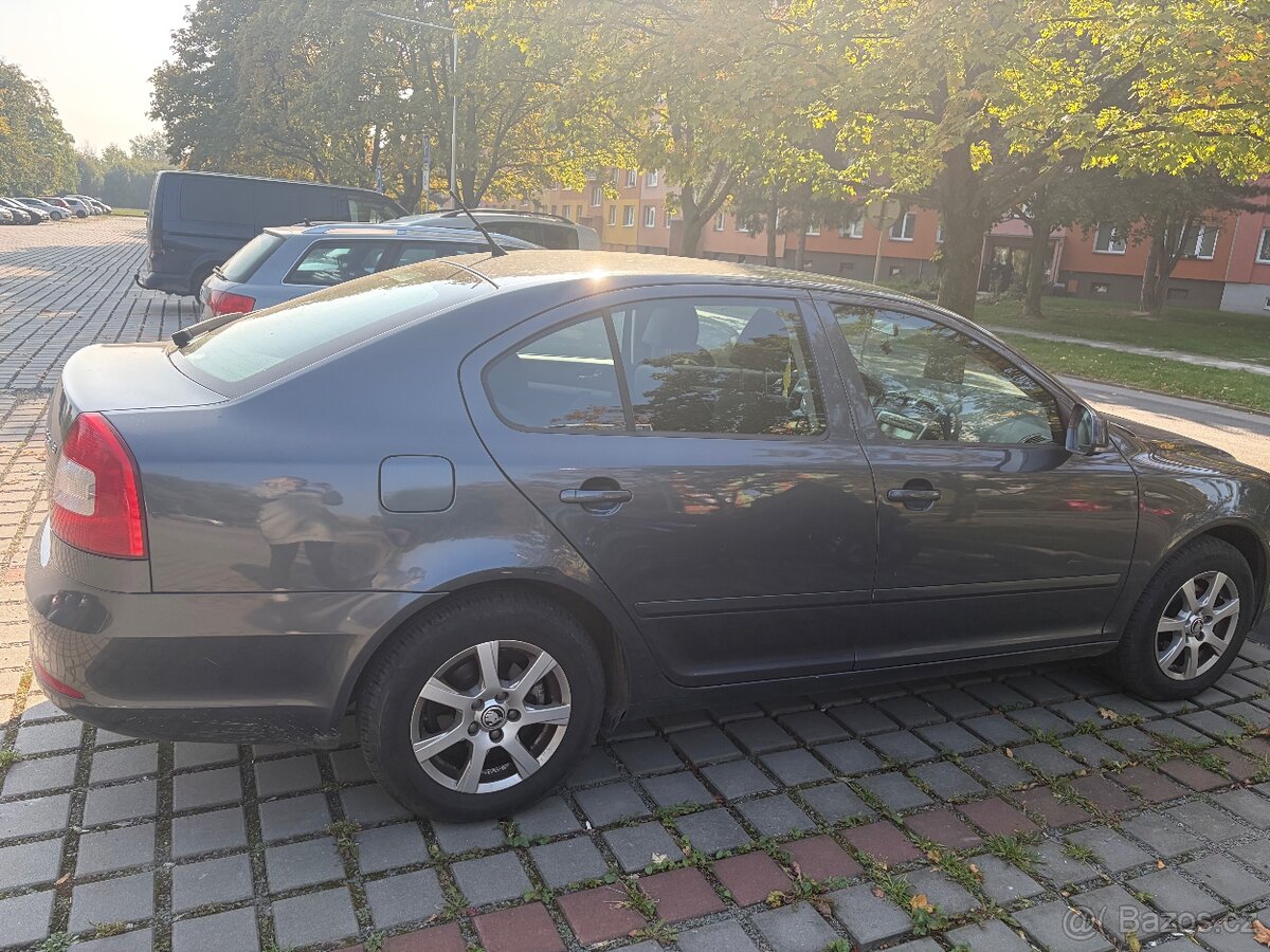 Škoda octavia 2 1.2 TSI 74kw - 2