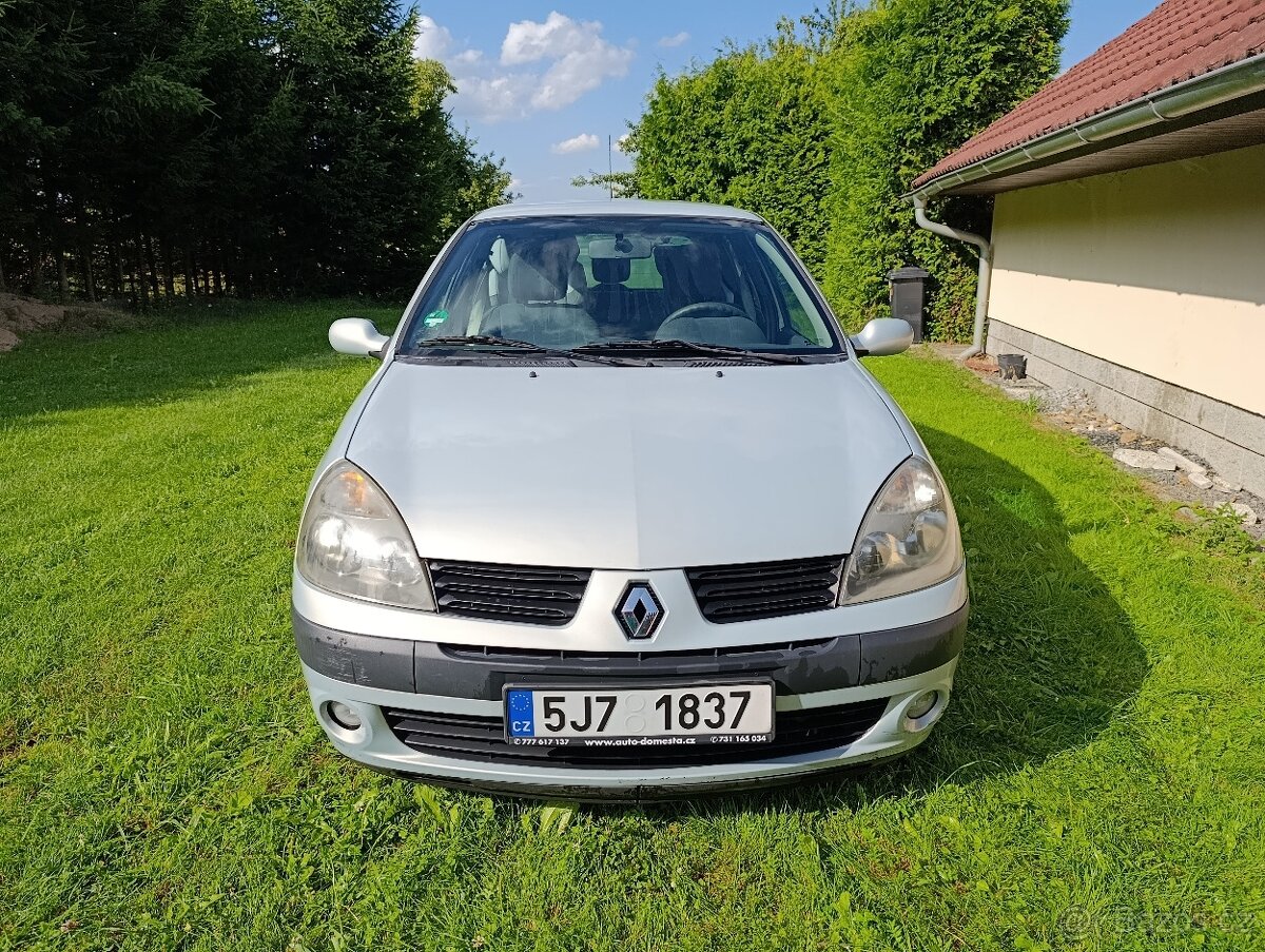 Renault Clio - 2