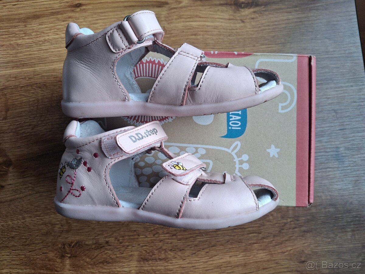 Dívčí sandálky DDstep vel.27 - 2