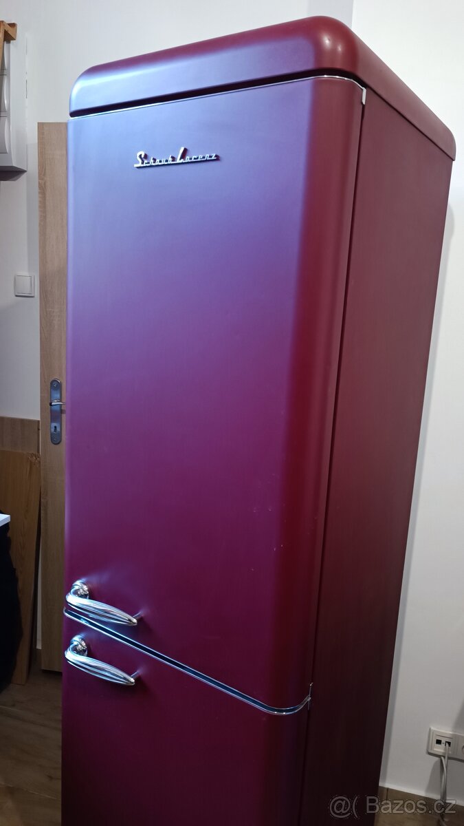 Lednice s mrazákem Schaub Lorenz SL 300R CB - 2