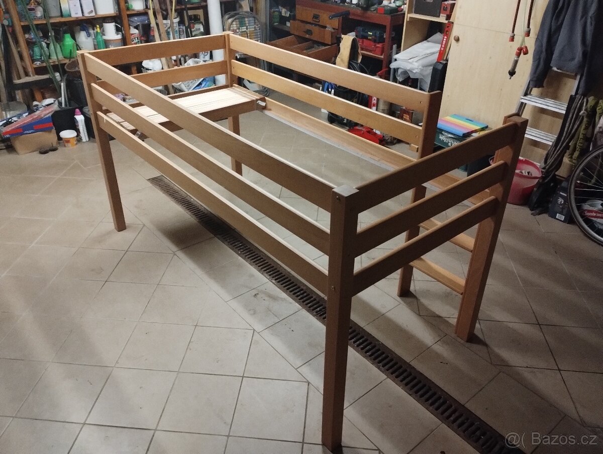 Zvýšená dětská postel - 2