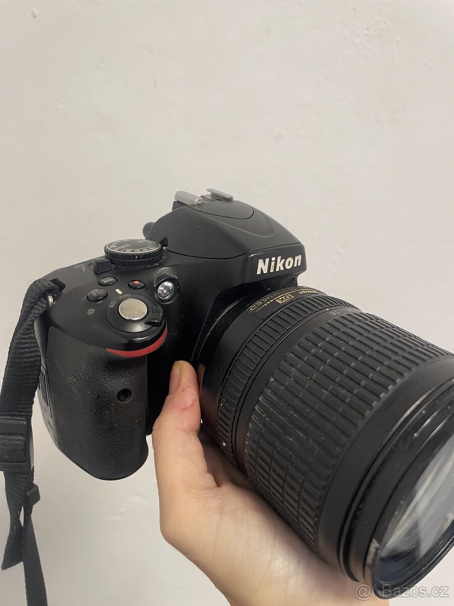 Zrcadlovka Nikon D5100 s příslušenstvím - 2