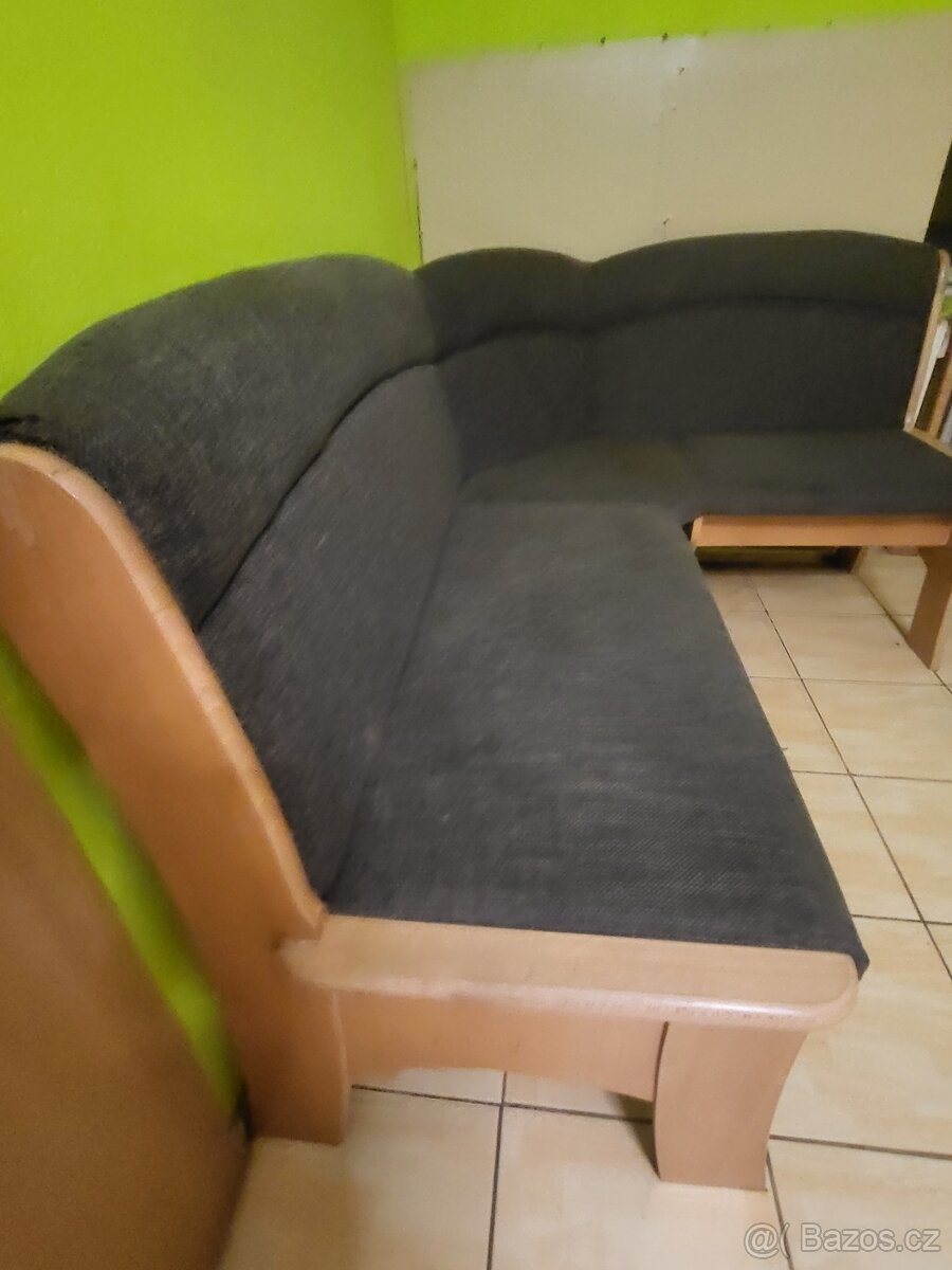Kuchyňská lavice + 2x židle + stůl - 2